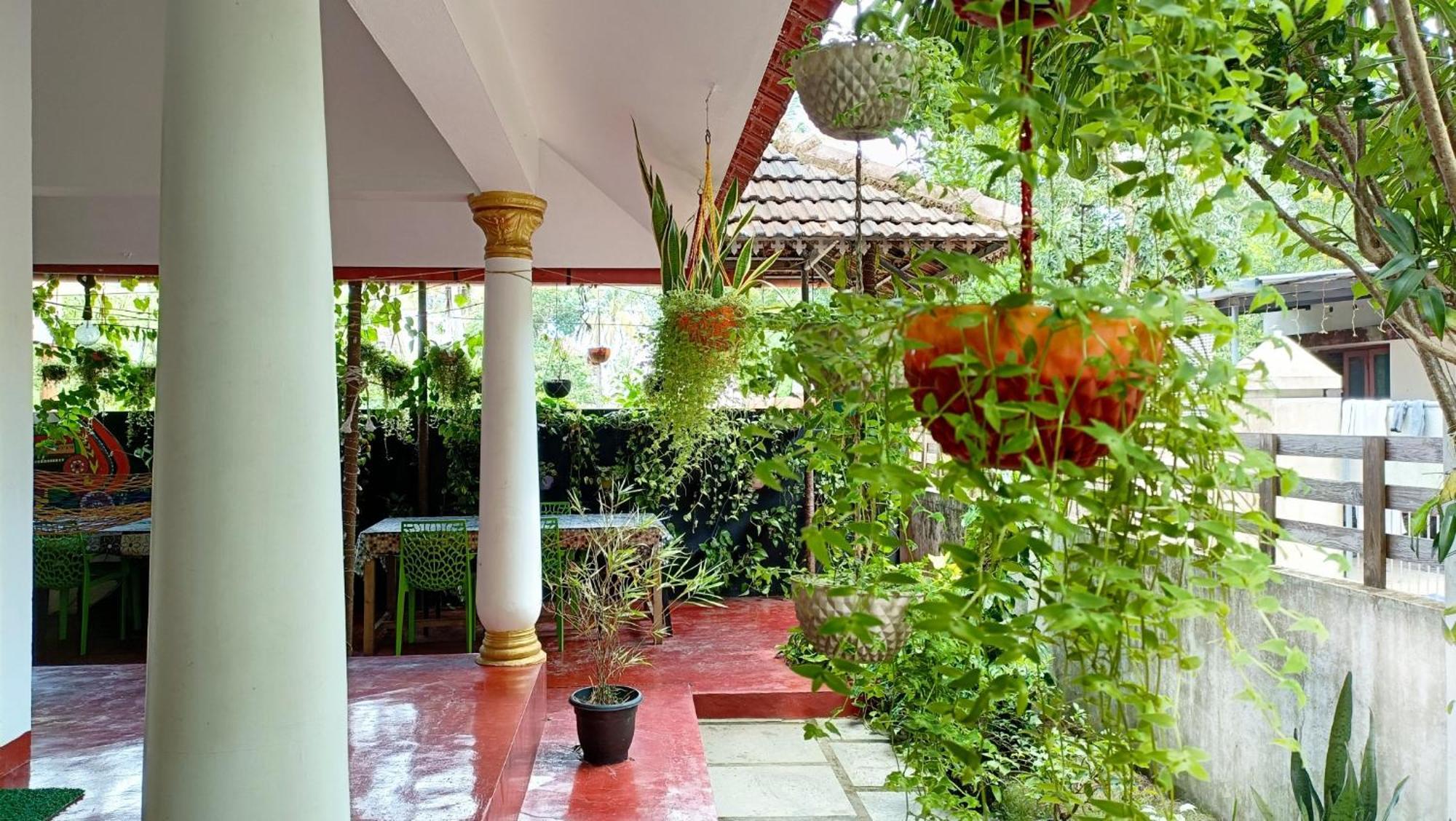 Marari Beach Cleetus Homestay Mararikulam Dış mekan fotoğraf